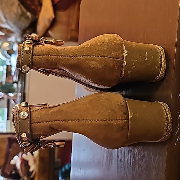 Girl's MK Cara Wedge Booties - Picture 5 of 11